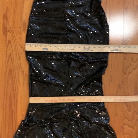 Maxi Medium one-shoulder formal sequened black dress NWOT - Picture 8 of 8